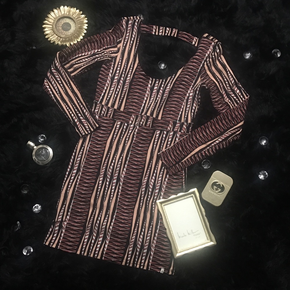 Tribal Print ankara low back no back mini dress. - Picture 3 of 4